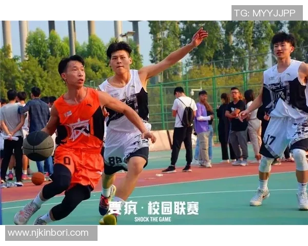 武汉篮球队的默契配合与战术分析探讨